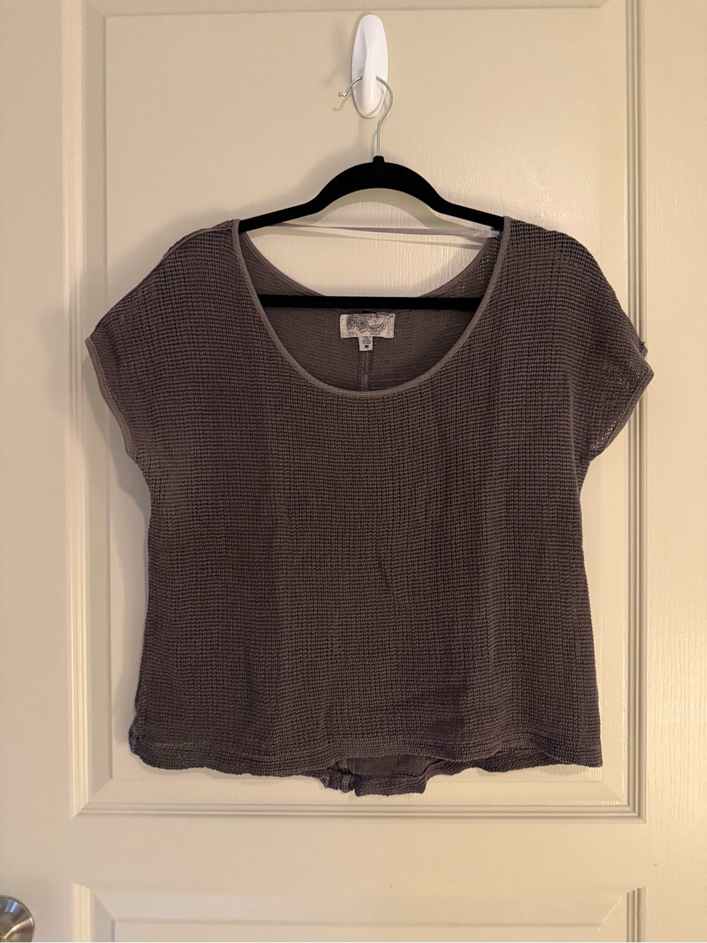 Ecote Short Sleeve Waffle Knit Scoop Neck Top - Charcoal Gray